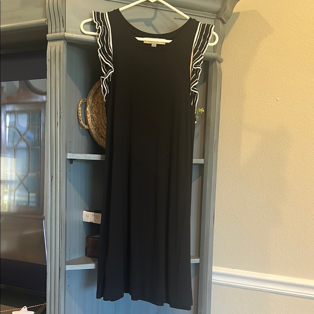 LOFT Black Sheath Mini Dress Sleeveless Crew Neck